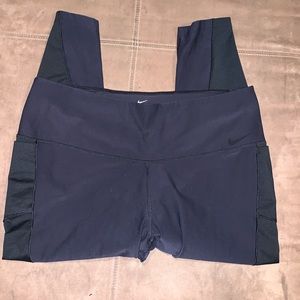 Nike Pants - Nike Dri-Fit Cropped Leggings Size 1X Pocket Nike Pants - Nike Dri-Fit Cropped Leggings Size 1X Pocket